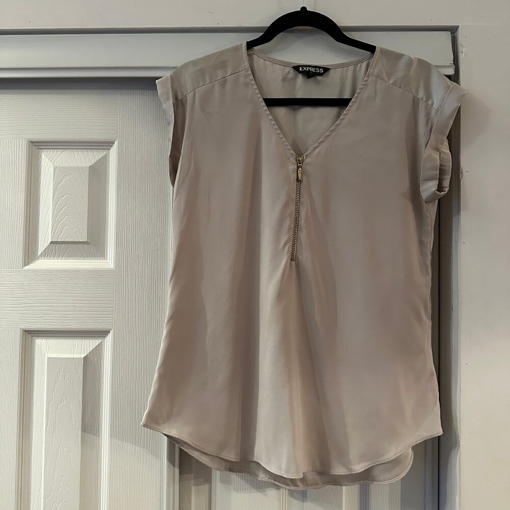 Express Silky Front Zipper Blouse -- S